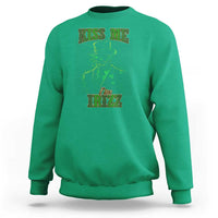 Funny St. Patrick's Day Sweatshirt Kiss Me I'm iRizz Cool Leprechaun