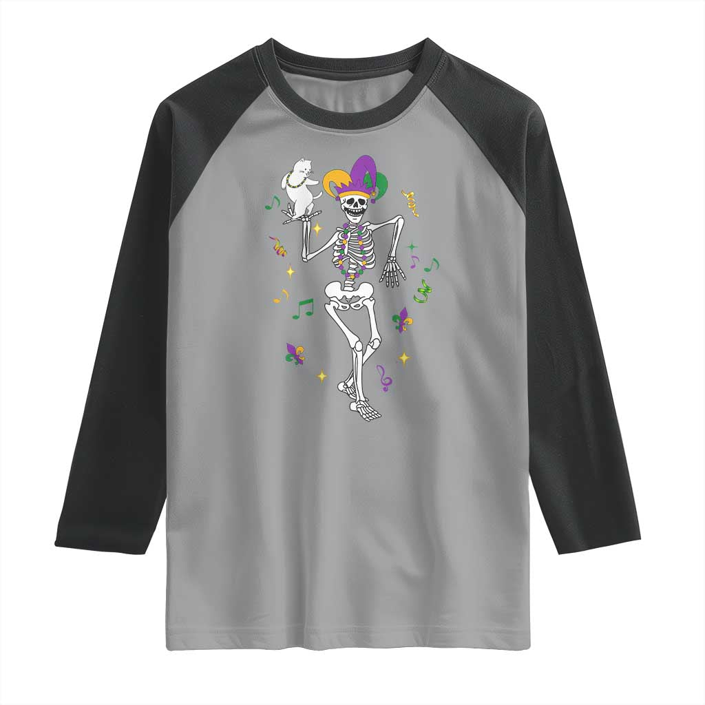 Mardi Gras Funny Jester Skeleton Dancing With Cat Raglan Shirt