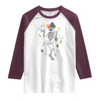 Mardi Gras Funny Jester Skeleton Dancing With Cat Raglan Shirt