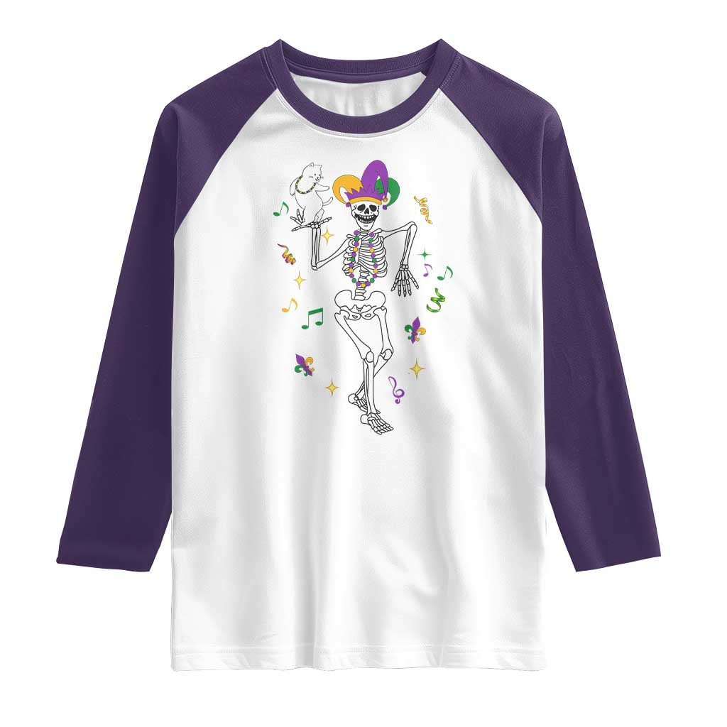 Mardi Gras Funny Jester Skeleton Dancing With Cat Raglan Shirt