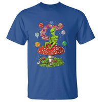 Outer Space Funny Alien Smoking T Shirt