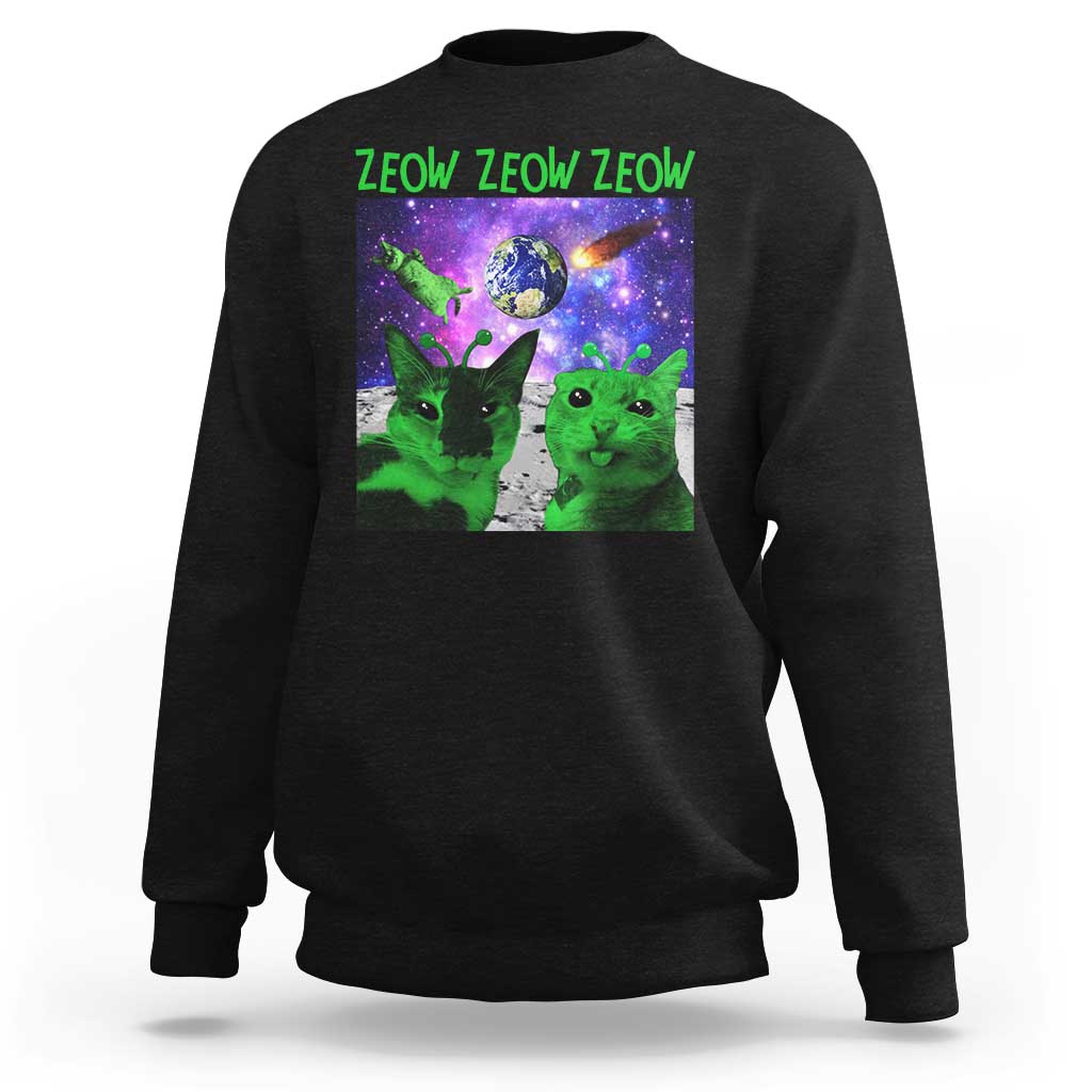 Funny Alien Cat Meme Sweatshirt Green Cats ZEOW ZEOW
