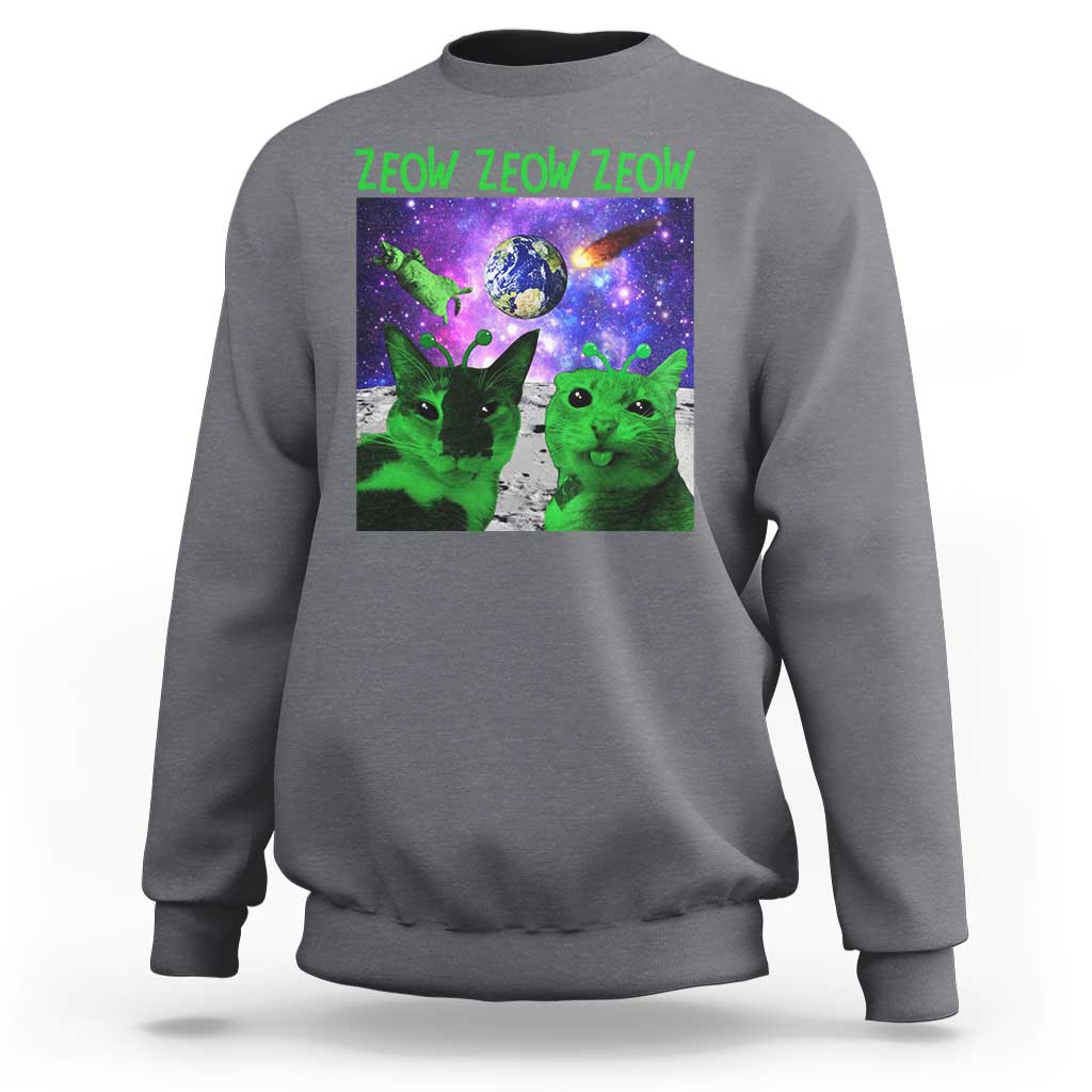 Funny Alien Cat Meme Sweatshirt Green Cats ZEOW ZEOW