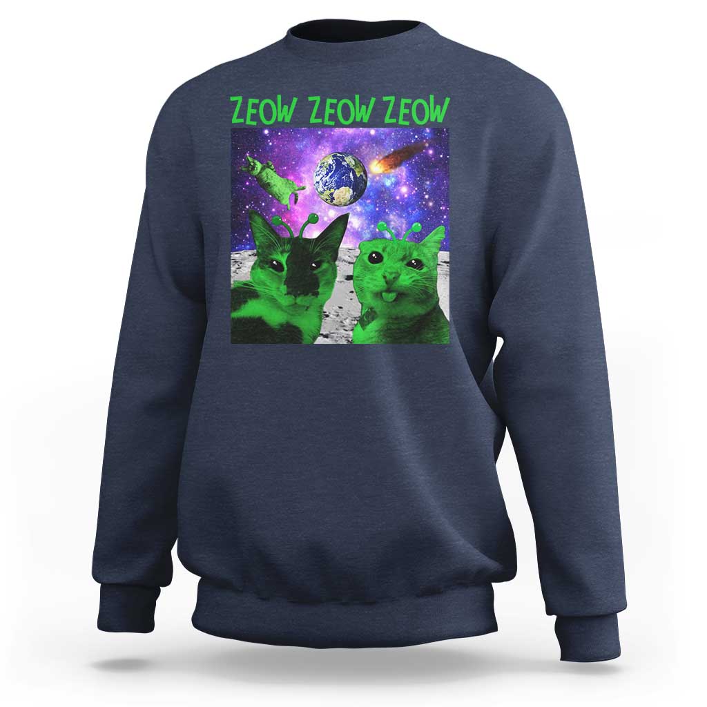 Funny Alien Cat Meme Sweatshirt Green Cats ZEOW ZEOW