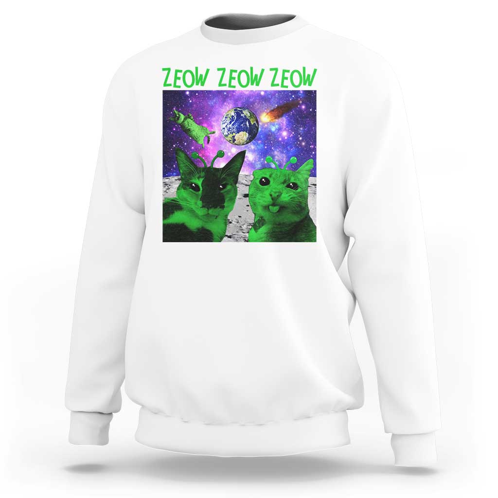 Funny Alien Cat Meme Sweatshirt Green Cats ZEOW ZEOW