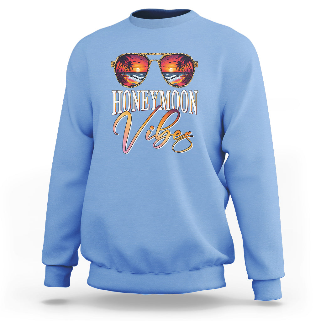 Honeymoon Vibes Sweatshirt Beach Trip Married Couple Matching - Wonder Print Shop