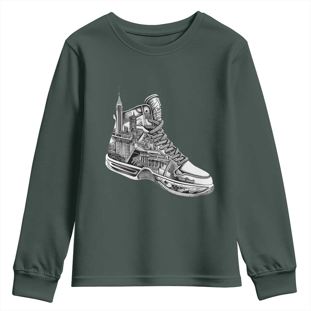 Sneaker Lover Youth Sweatshirt Graphic New York Travel SNKR