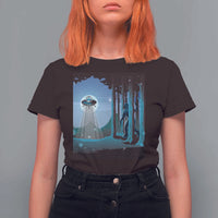 Bigfoot Hiding From Alien UFO Funny Sasquatch T Shirt For Women