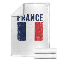 Vintage France Flag Distressed French Pride Patriotic Soccer Fan Graphic Throw Blanket
