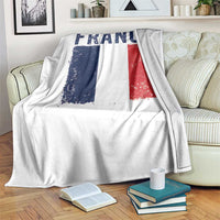 Vintage France Flag Distressed French Pride Patriotic Soccer Fan Graphic Throw Blanket
