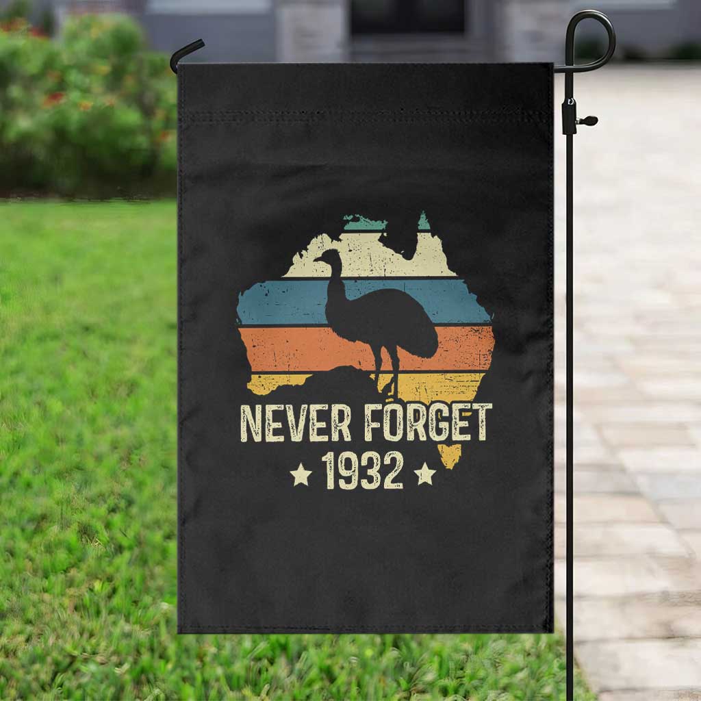 Never Forget 1932 Emu War Garden Flag Funny Emu Lover Zookeeper