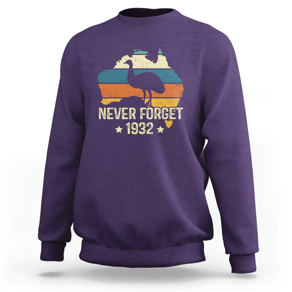Never Forget 1932 Emu War Sweatshirt Funny Emu Lover Zookeeper