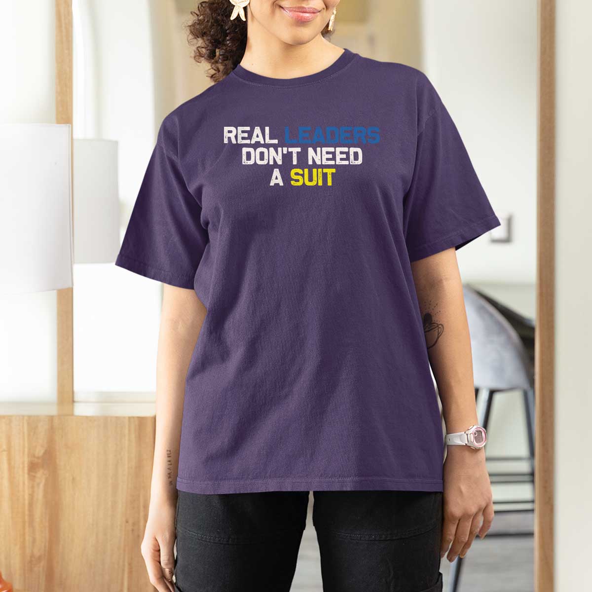 Support Ukraine T Shirt For Women Real Leaders Dont Need Suits
