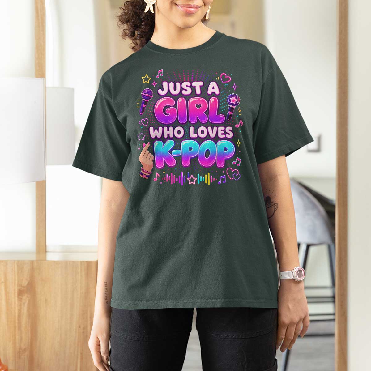 Kpop Lover T Shirt For Women Just a Girl Who Loves K-Pop Korean Music