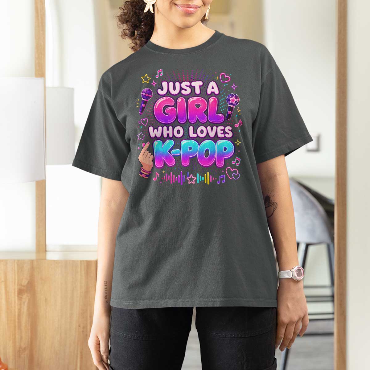 Kpop Lover T Shirt For Women Just a Girl Who Loves K-Pop Korean Music