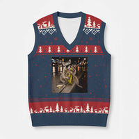 Funny Raccoon Eating Pickles Meme V-Neck Knit Sweater Vest