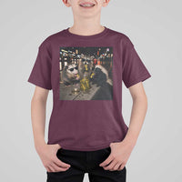Funny Raccoon Skunk Possum Eating Pickles T Shirt For Kid Support Local Street Cats Retro Animal Meme