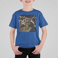 Funny Raccoon Skunk Possum Eating Pickles T Shirt For Kid Support Local Street Cats Retro Animal Meme