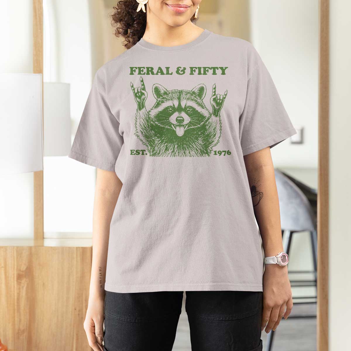 Raccoon 50th Birthday T Shirt For Women Funny Feral And Fifty Vintage 1976 50 Year Old Gift