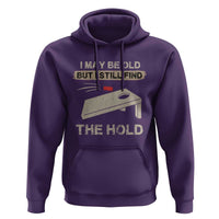 I May Be Old But I Still Find The Hole Cornhole Hoodie Funny Old Man Saying