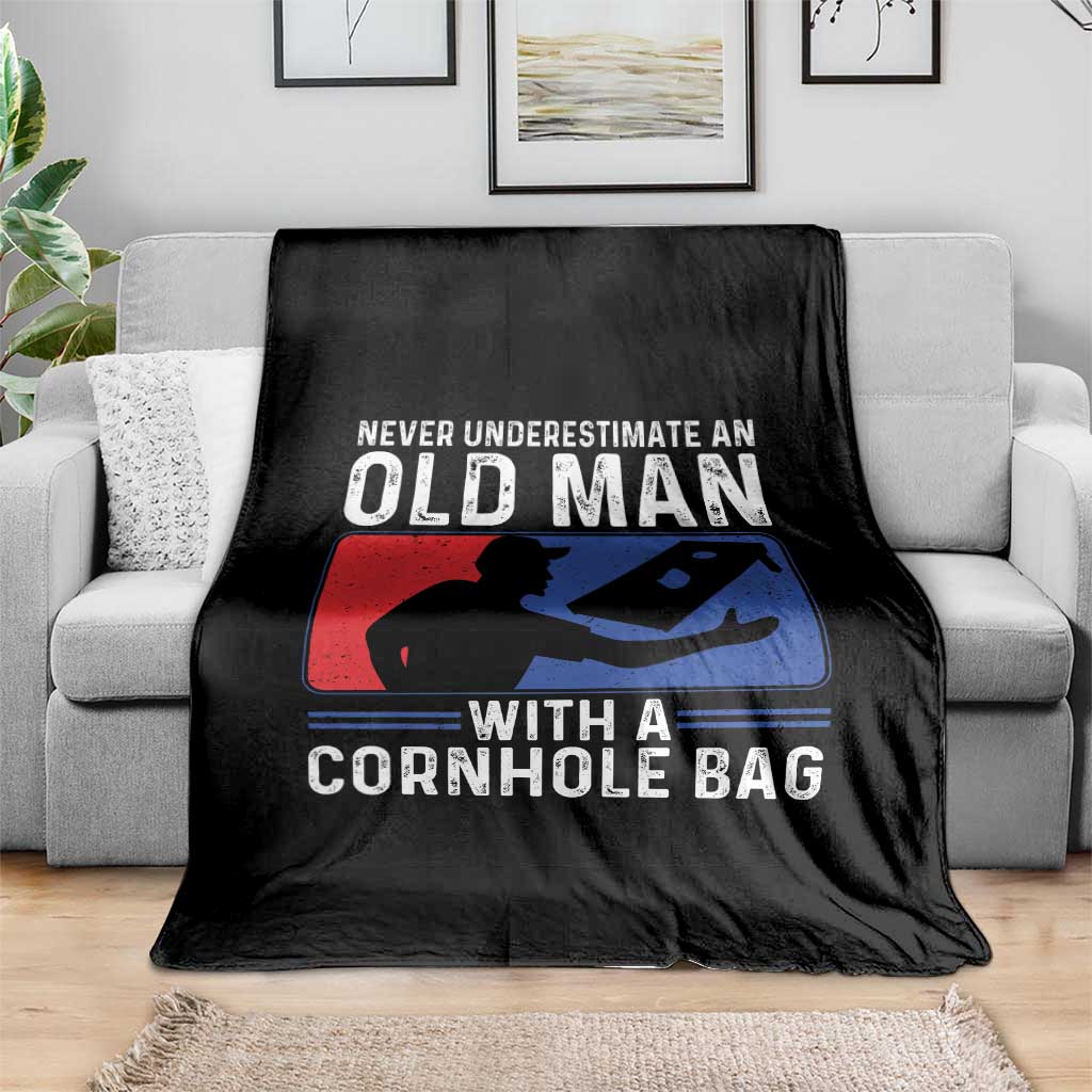 Funny Cornhole Player Throw Blanket Never Underestimate An Old Man With A Cornhole Bag