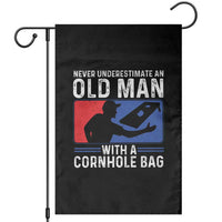 Funny Cornhole Player Garden Flag Never Underestimate An Old Man With A Cornhole Bag