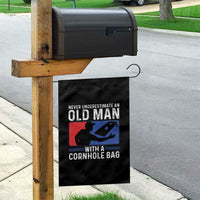 Funny Cornhole Player Garden Flag Never Underestimate An Old Man With A Cornhole Bag
