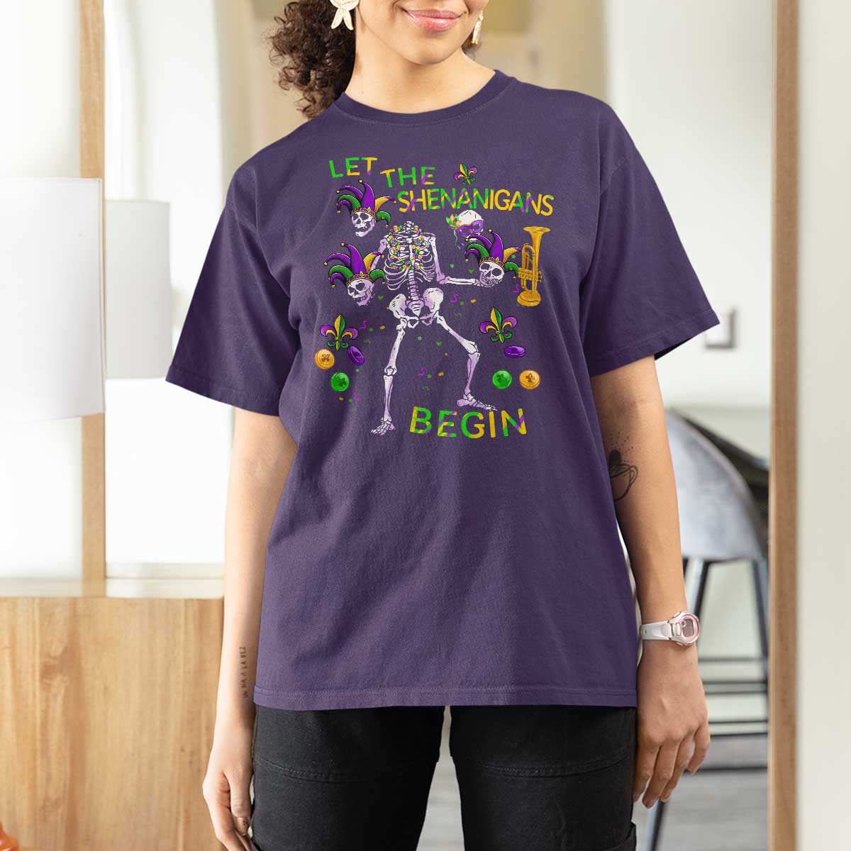 Funny Mardi Gras T Shirt For Women Let The Shenanigans Begin Juggling Skeleton