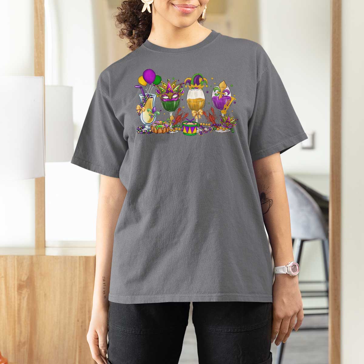 Mardi Gras Drinking Party T Shirt For Women Fat Tuesday Wine Beads Carnival