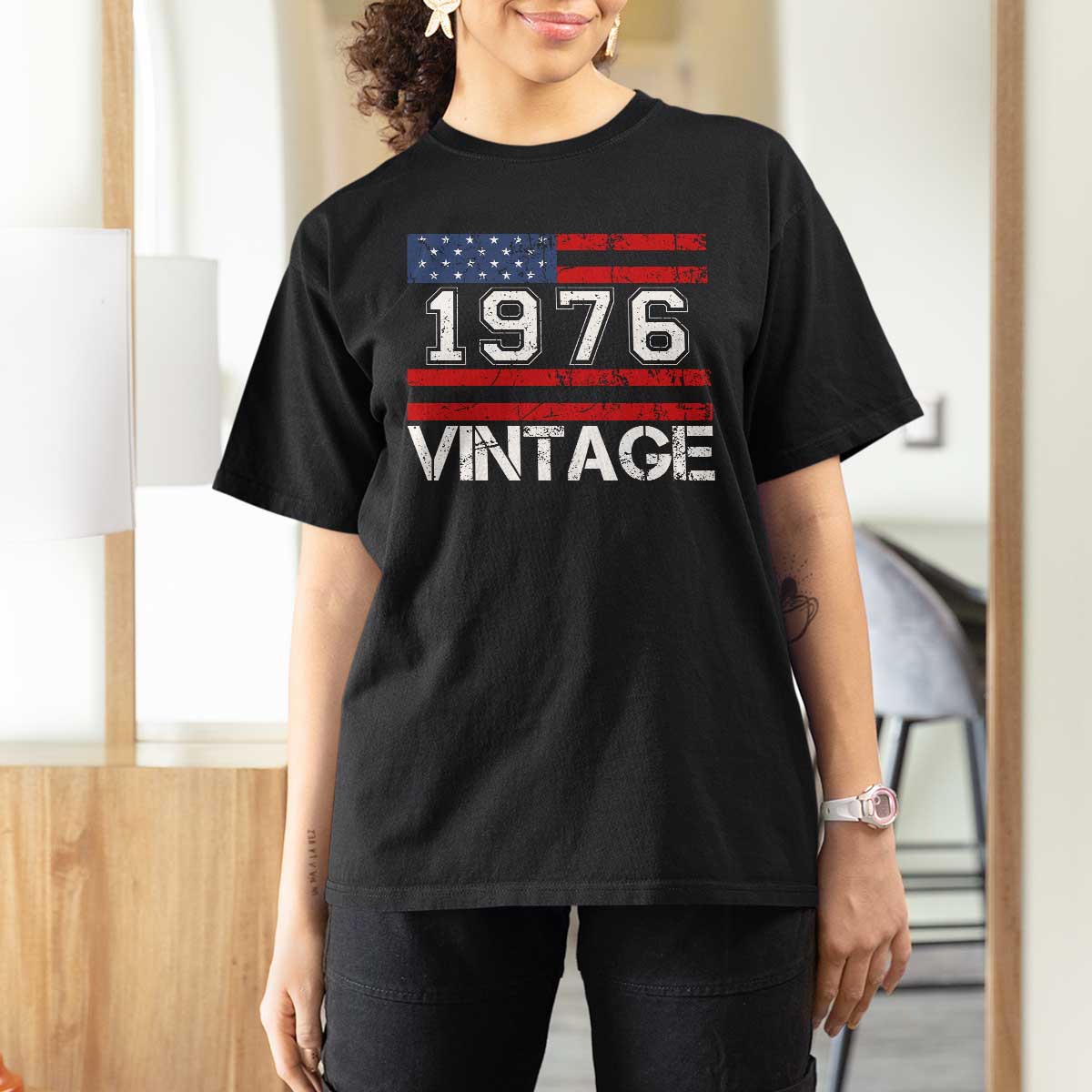 Vintage 50th Birthday T Shirt For Women Retro 1976 American Flag 50 Year Old