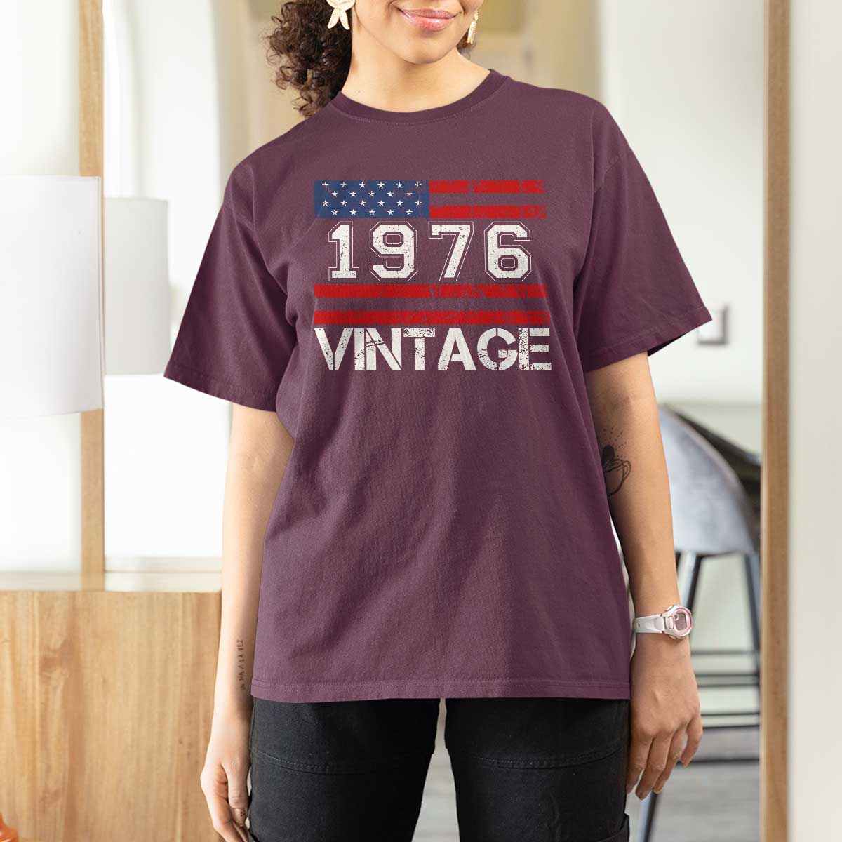 Vintage 50th Birthday T Shirt For Women Retro 1976 American Flag 50 Year Old