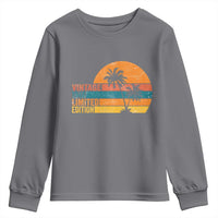 Vintage 1946 Limited Edition Youth Sweatshirt Retro Sunset 80th Birthday 80 Year Old Gifts