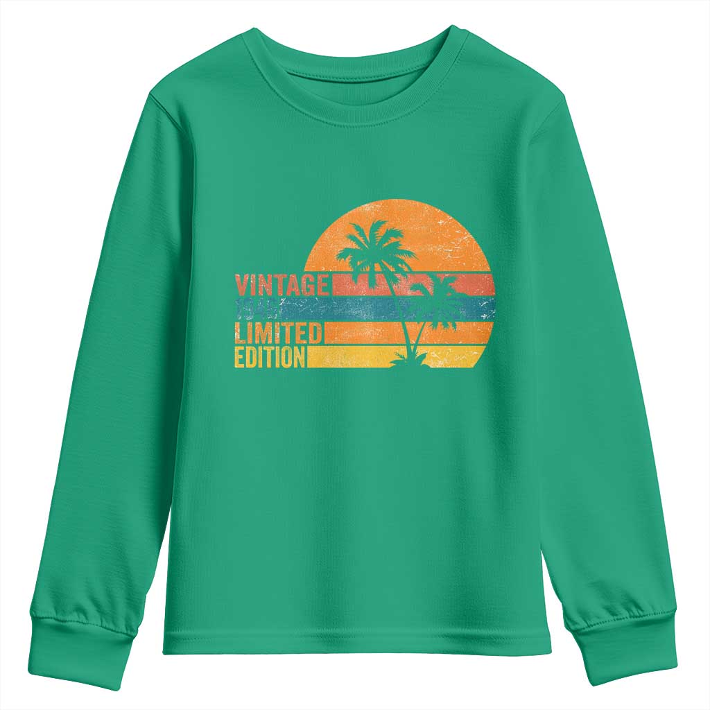 Vintage 1946 Limited Edition Youth Sweatshirt Retro Sunset 80th Birthday 80 Year Old Gifts