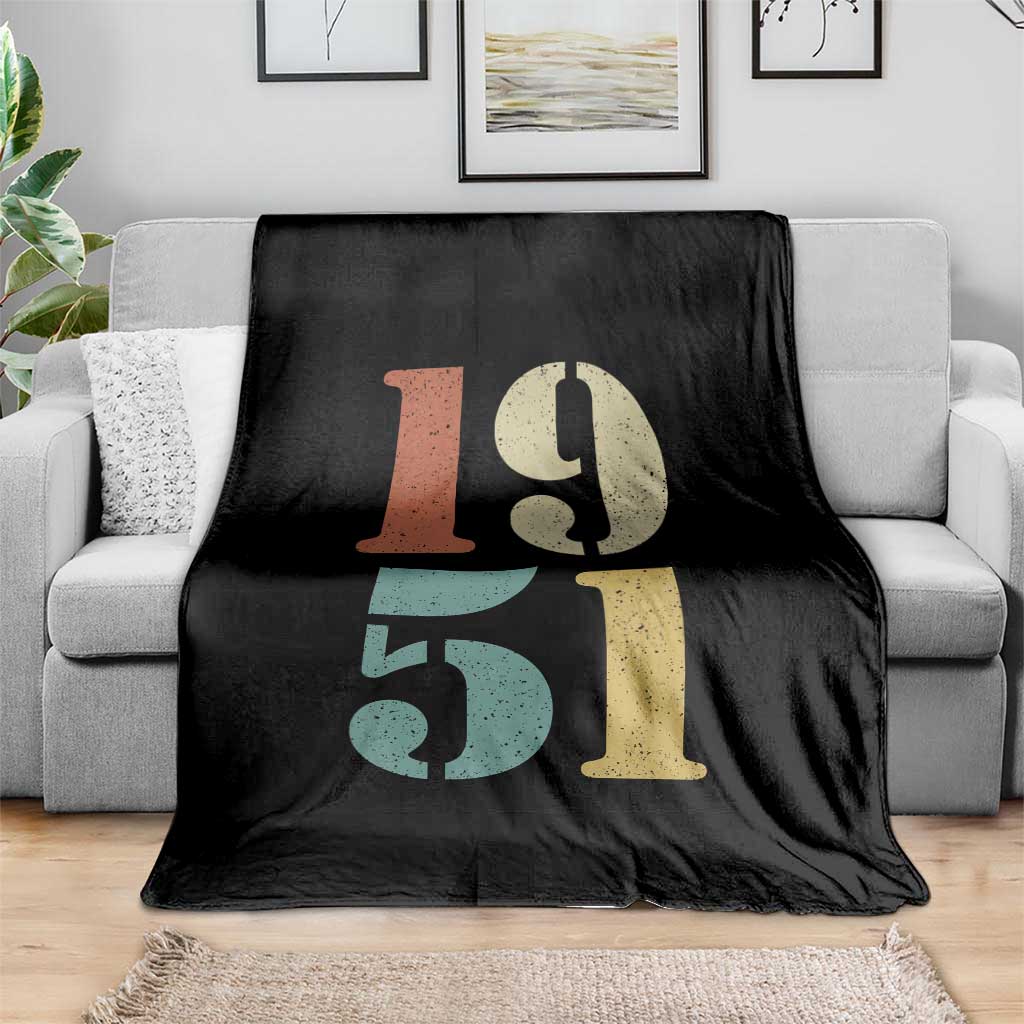 75th Birthday Throw Blanket Classic Retro 1951 70 Year Old Gifts