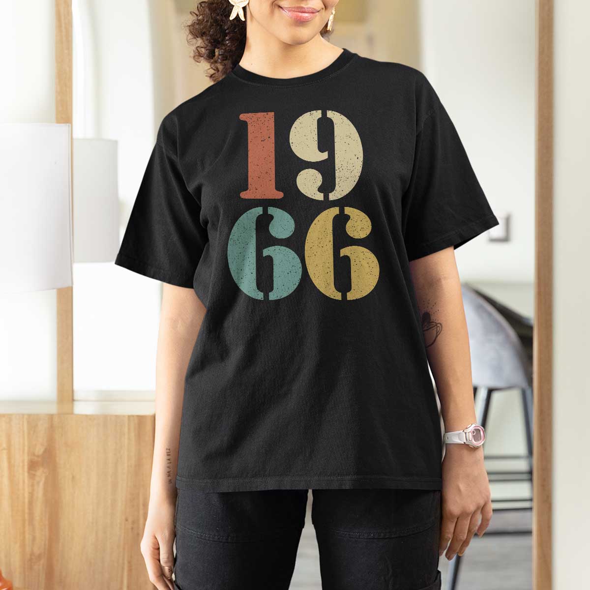 60th Birthday T Shirt For Women Classic Retro 1966 60 Year Old Gifts
