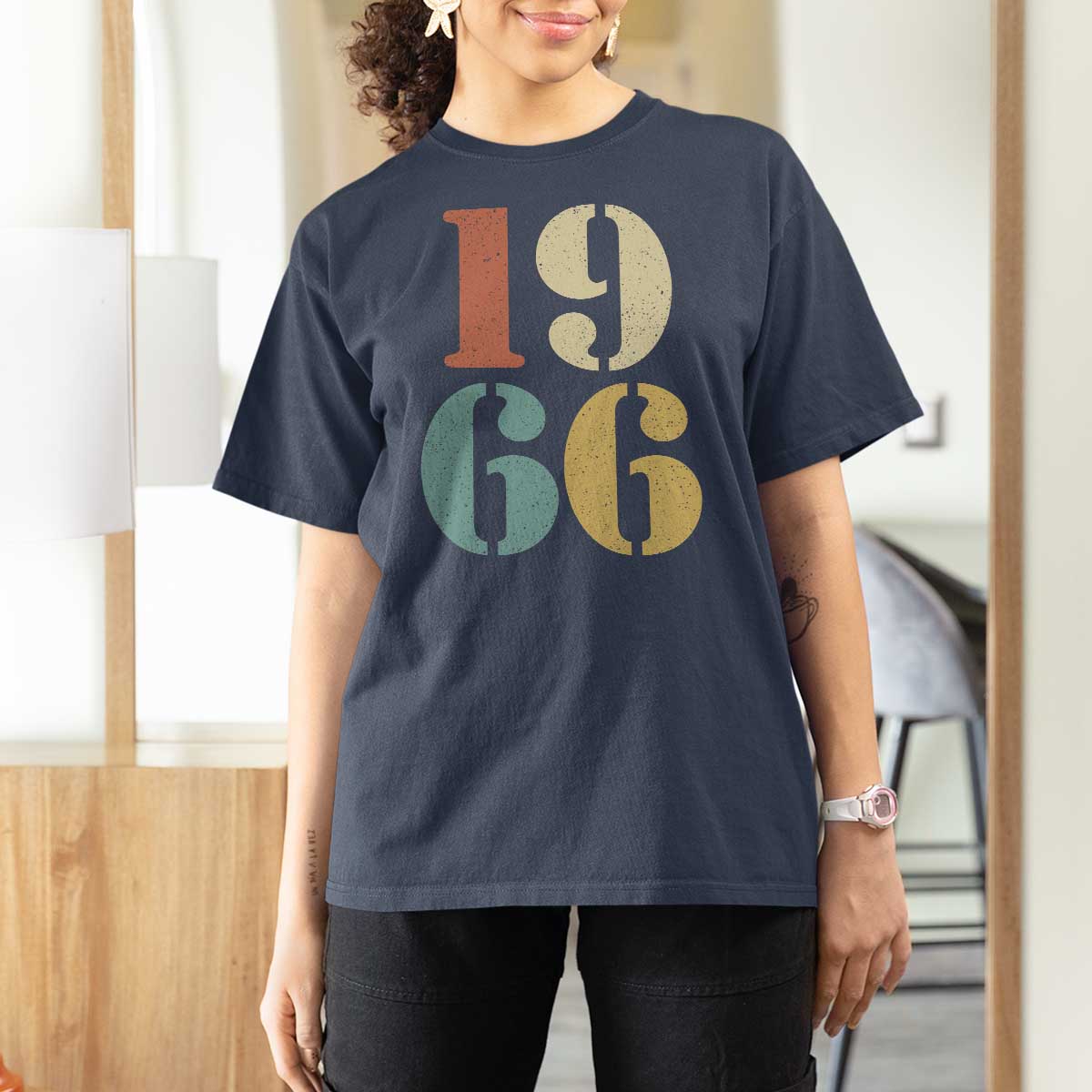 60th Birthday T Shirt For Women Classic Retro 1966 60 Year Old Gifts
