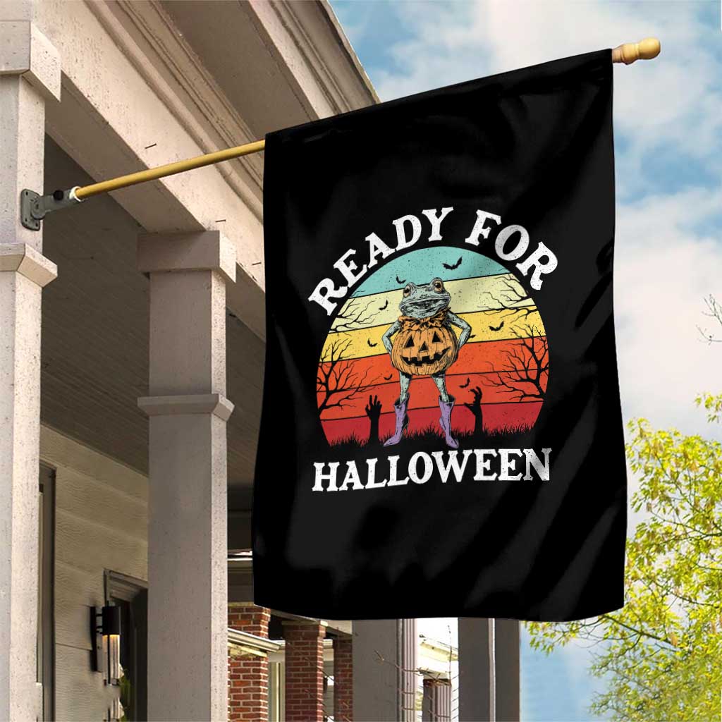 Funny Halloween Frog Garden Flag Retro Spooky Season Funny Frogs Costume - Wonder Print Shop