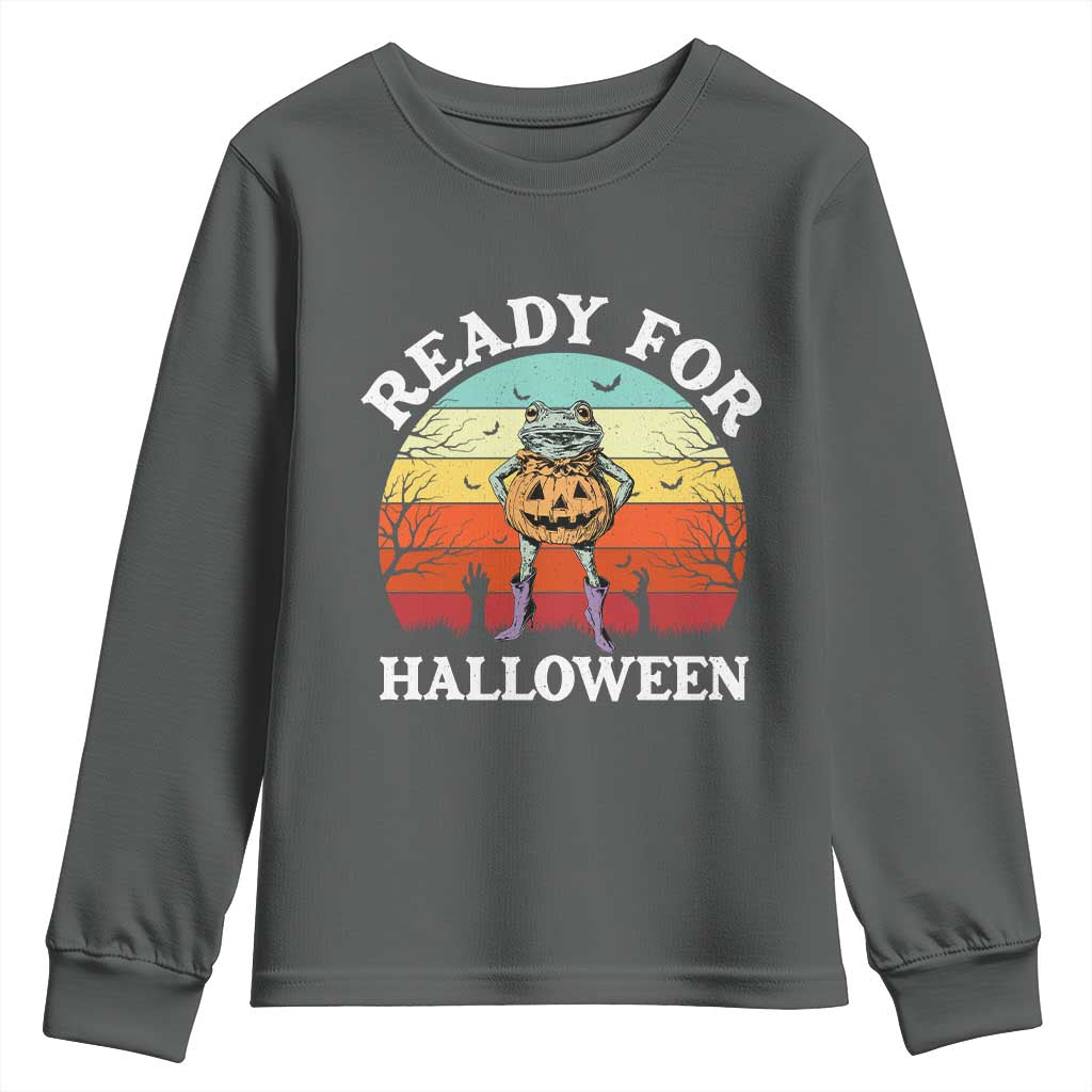 Funny Halloween Frog Youth Sweatshirt Retro Spooky Season Funny Frogs Costume - Wonder Print Shop