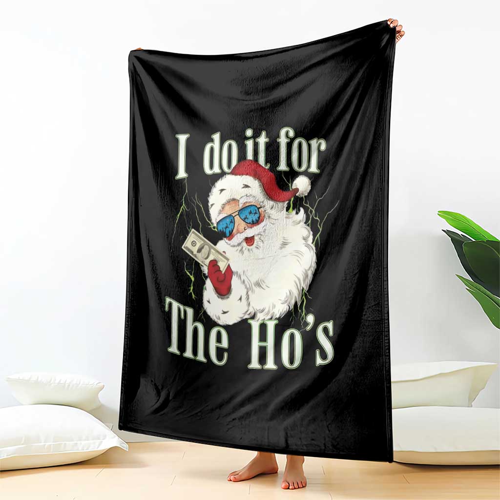 I Do It For The Hos Throw Blanket Rude Offensive Christmas Santa Face Retro Bootleg - Wonder Print Shop