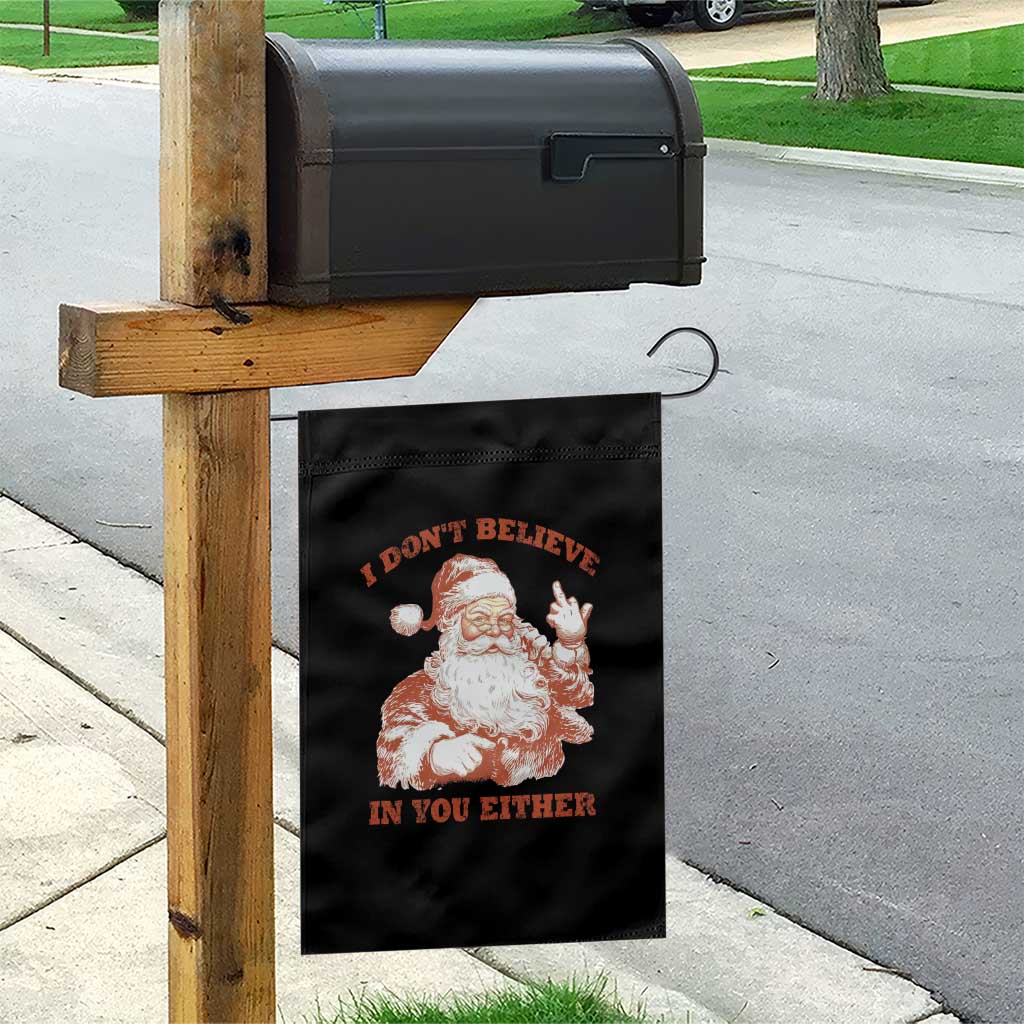 Retro Funny Santa Garden Flag I Don't Believe In You Either 90s Christmas - Wonder Print Shop