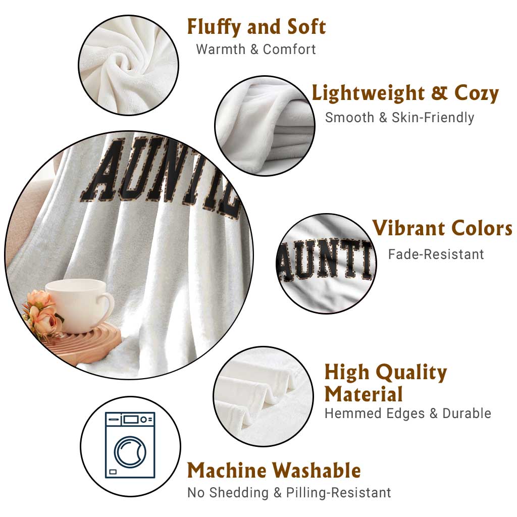 Auntie Throw Blanket Retro Varsity New Aunt Letter Print