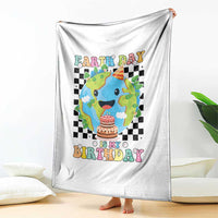 Earth Day Birthday Throw Blanket Its My Birthday April 22