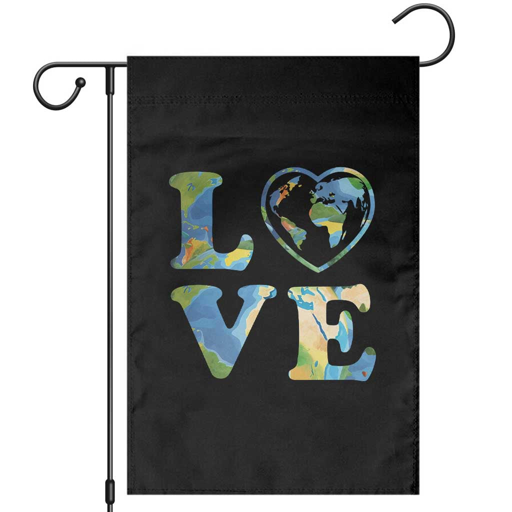 Earth Day Garden Flag Heart Environmental Nature Recycling Lovers