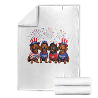 Vintage Patriotic Dachshund 250 Anniversary USA Throw Blanket Freedom 250 Years Weiner Dog Lovers Dad Mom