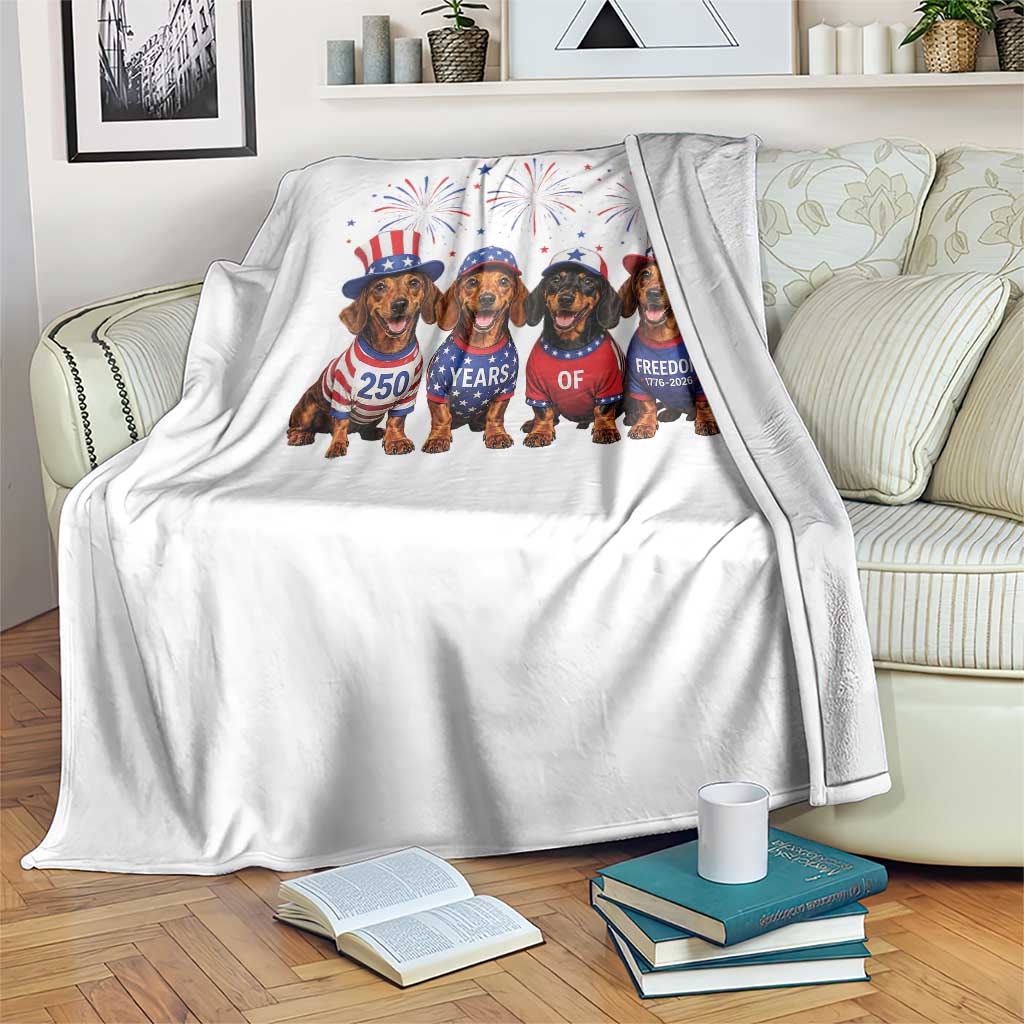 Vintage Patriotic Dachshund 250 Anniversary USA Throw Blanket Freedom 250 Years Weiner Dog Lovers Dad Mom