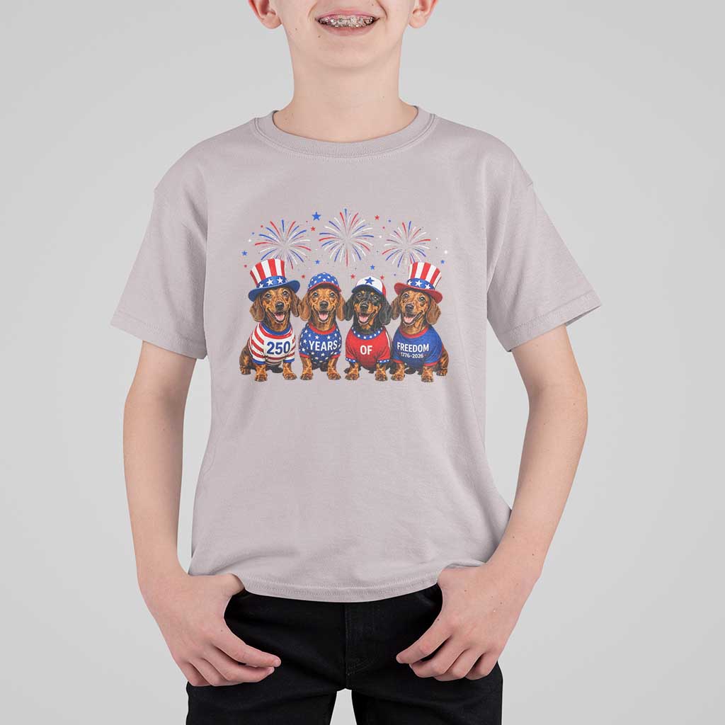 Vintage Patriotic Dachshund 250 Anniversary USA T Shirt For Kid Freedom 250 Years Weiner Dog Lovers Dad Mom