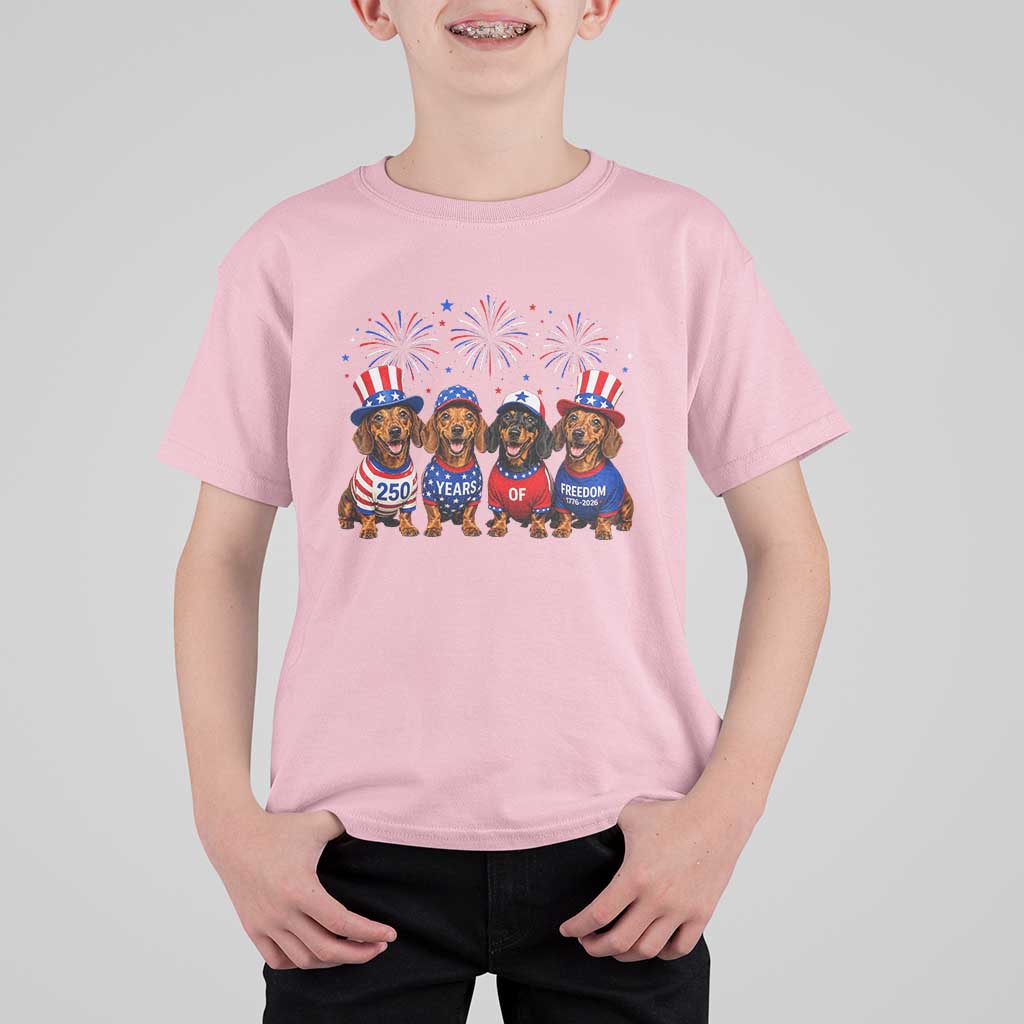 Vintage Patriotic Dachshund 250 Anniversary USA T Shirt For Kid Freedom 250 Years Weiner Dog Lovers Dad Mom