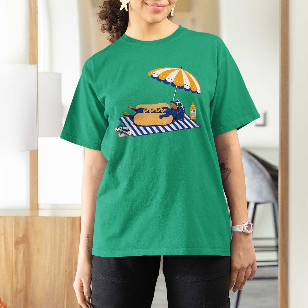 Funny Sausage Dog T Shirt For Women Retro Summer Hot Dog Graphic Dachshund Dog Lover Gift