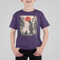 Vintage Japanese Art Bigfoot Samurai Warrior and Black Cat T Shirt For Kid Sasquatch Lovers Vintage Graphic Ukiyo-e Art