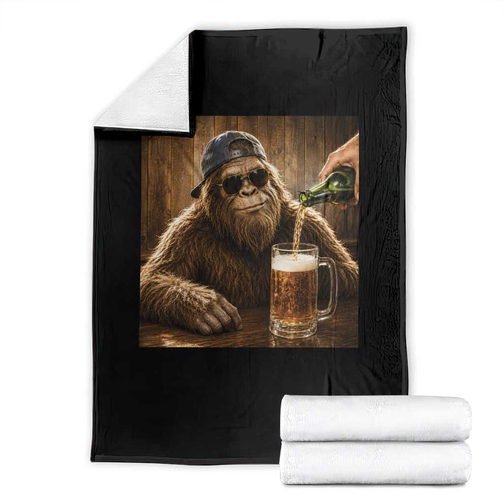 Funny Bigfoot Drinking Beer Throw Blanket Vintage Cool Sunglasses Sasquatch Pub Graphic